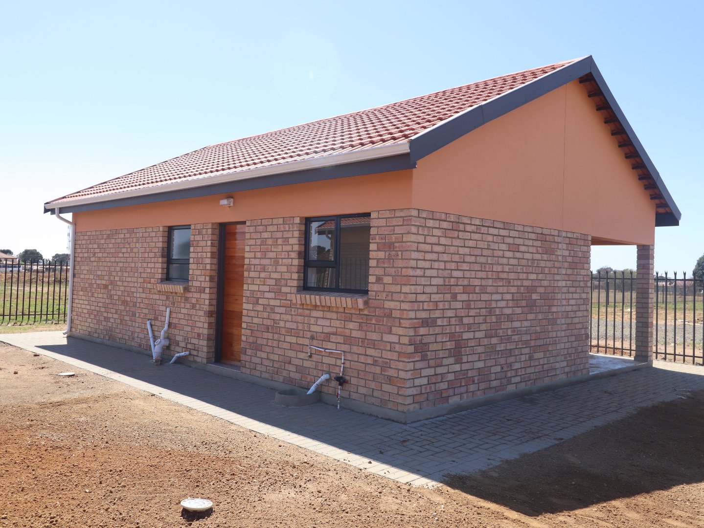 2 Bedroom Property for Sale in Heidedal Free State